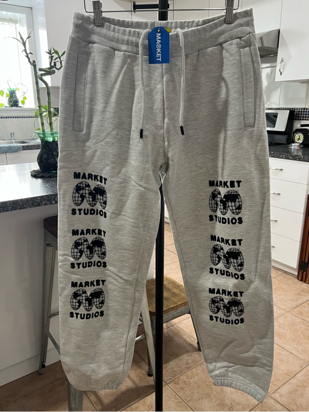 NWT: Market Studios Sweatpants/Joggers